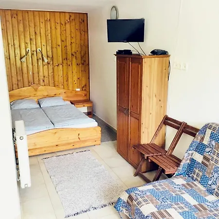 Dorka Vendeghaz Apartament