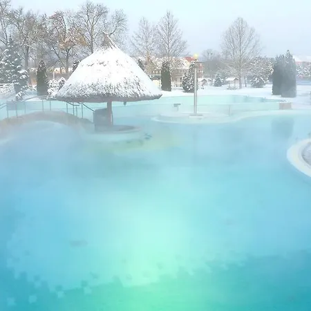 Dorka Vendeghaz Apartmán Kehidakustány